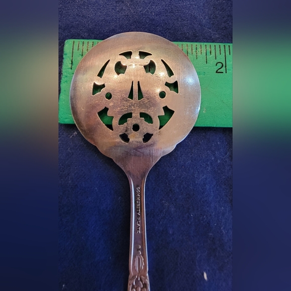 Vintage Oneida Community Rendezvous Pierced Bon Bon Spoon 1938 - Picture 6 of 6